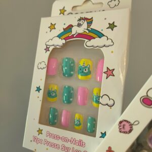 UÑAS POSTIZAS NIÑA